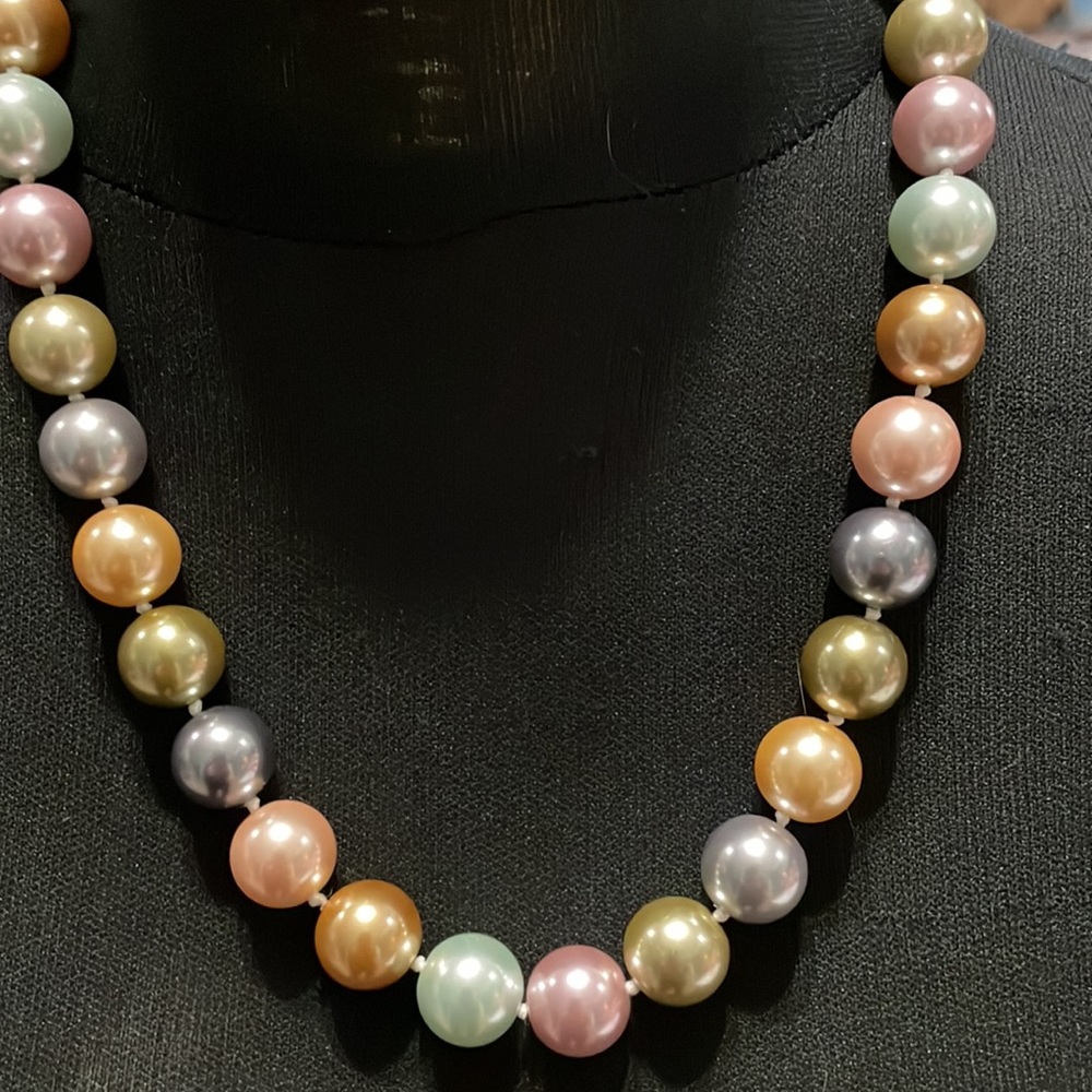 Kenneth Jay Lane Designer 2009 Ingural Multi -Pea… - image 4